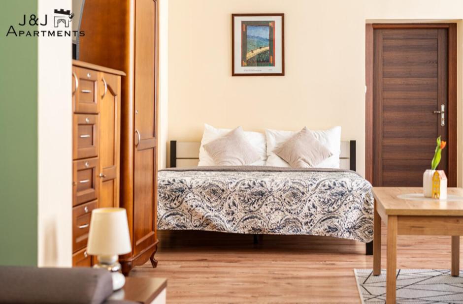 J&J Apartments Lazienna 30 Apartament 10-5 Торунь Екстер'єр фото